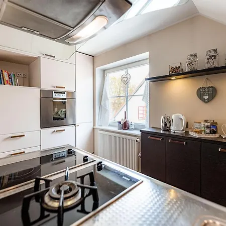Apartmán Lovely Spacious In The City Center